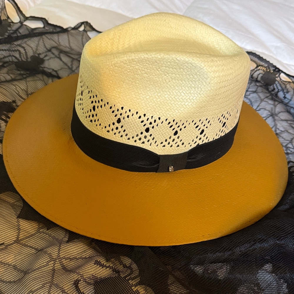 BIURIFUL Sombreros Cream/Brown Elegant Two-Tone Women's Hat